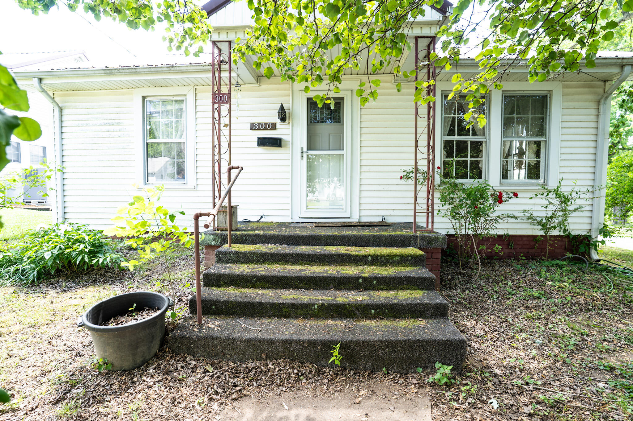 300 Dawson Road Property Photo 1