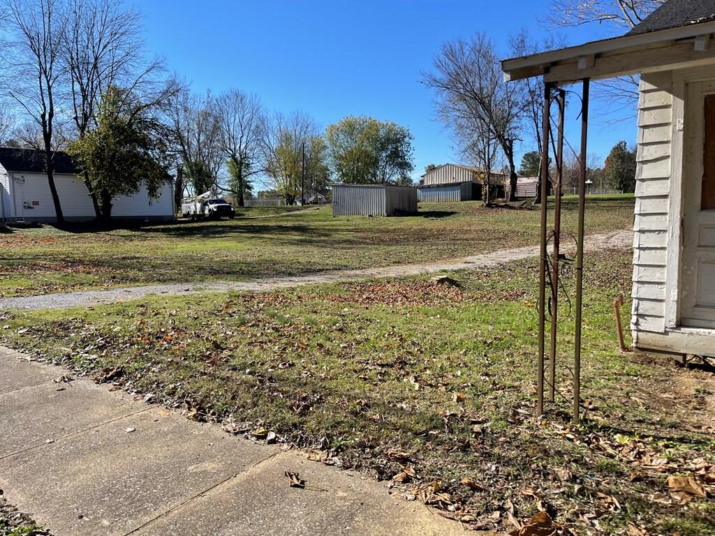 7385 Hanson Road 7385-7395 Property Photo 2