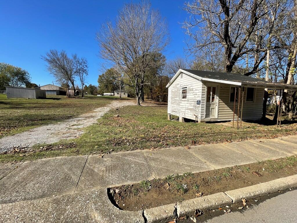 7385 Hanson Road 7385-7395 Property Photo 6