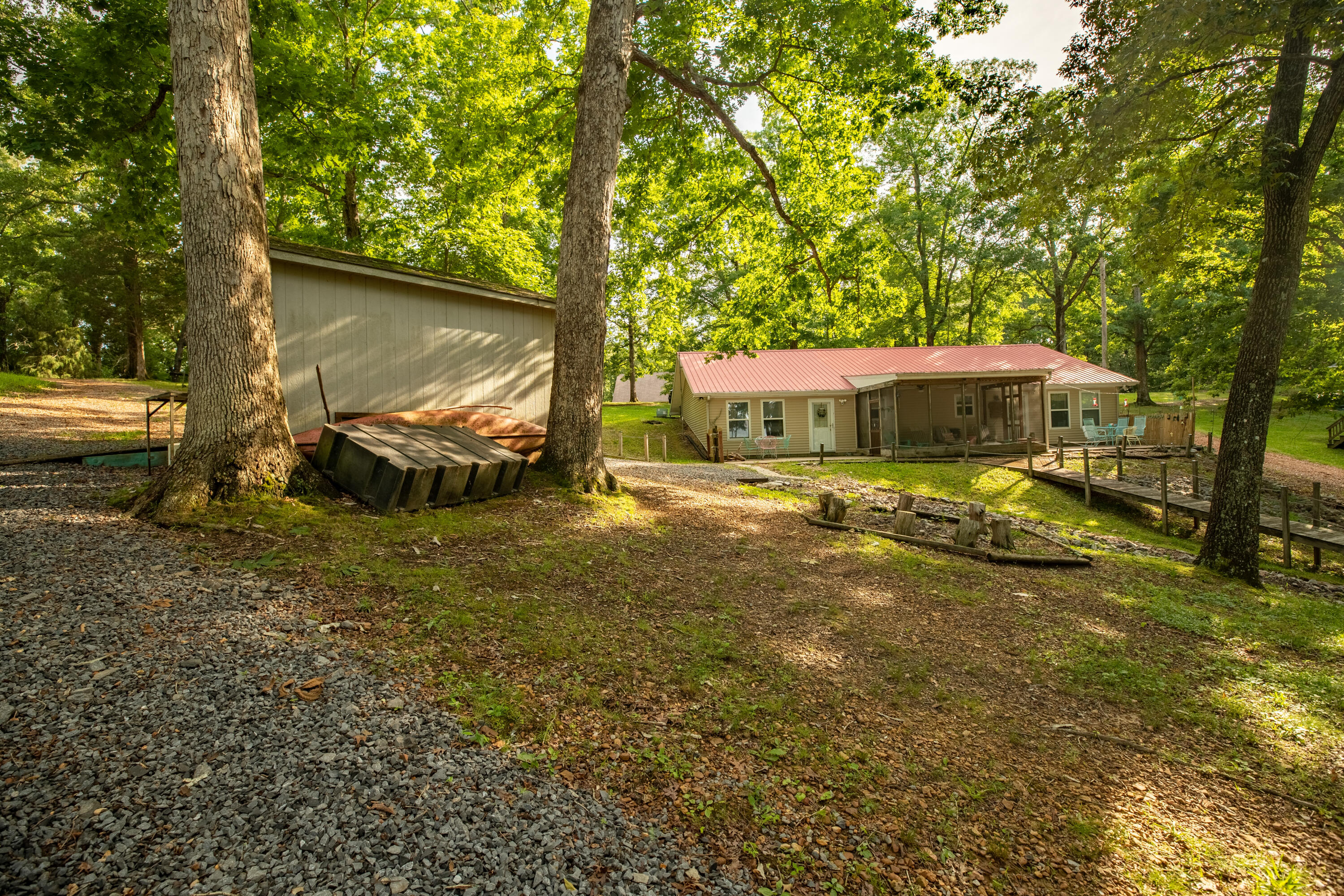 120 Veal Lane Property Photo 5