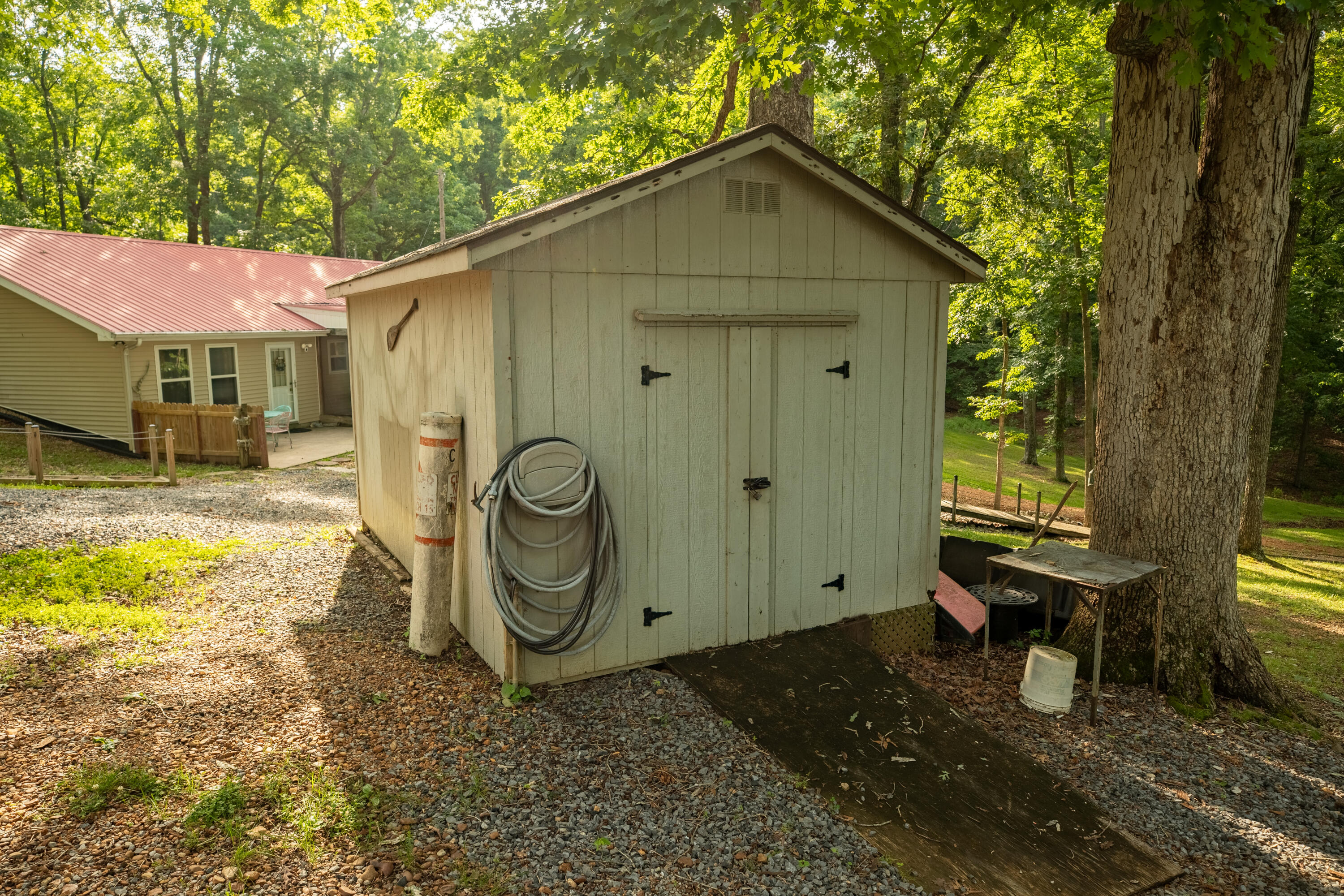 120 Veal Lane Property Photo 7