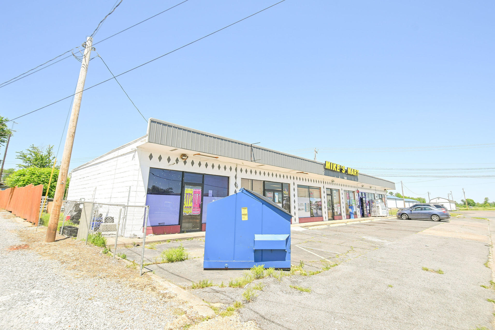 620 E Broadway Property Photo 2