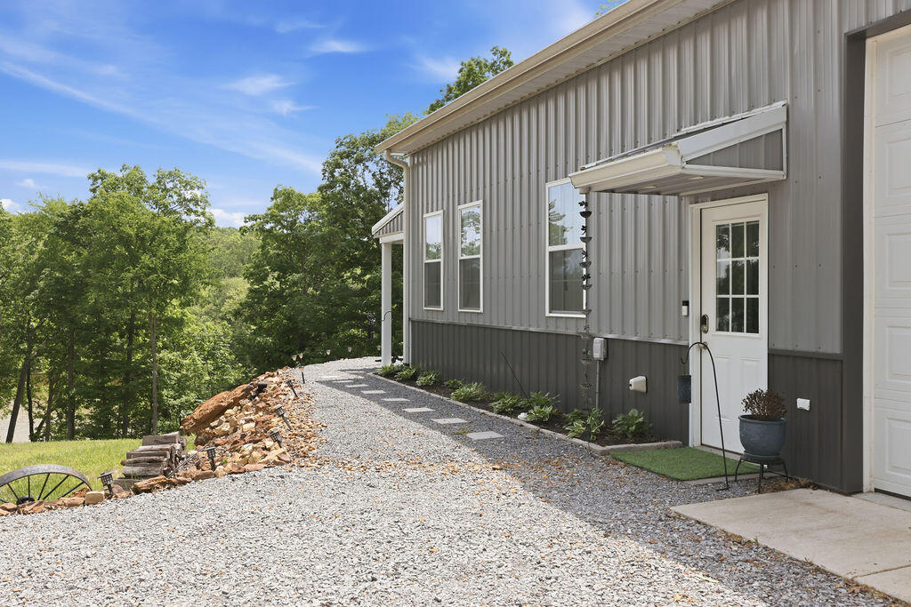 456 Kentucky Lake Drive Property Photo 10