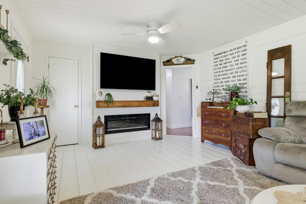 4564 Ky-121 Property Photo 7