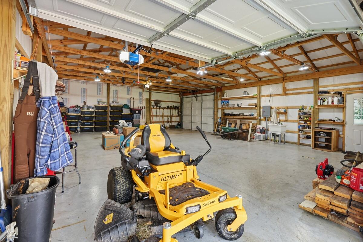 4564 Ky-121 Property Photo 31