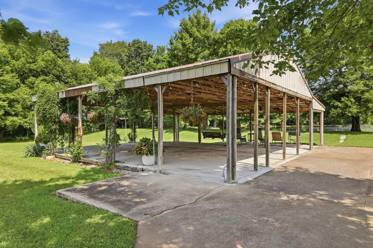 4564 Ky-121 Property Photo 33