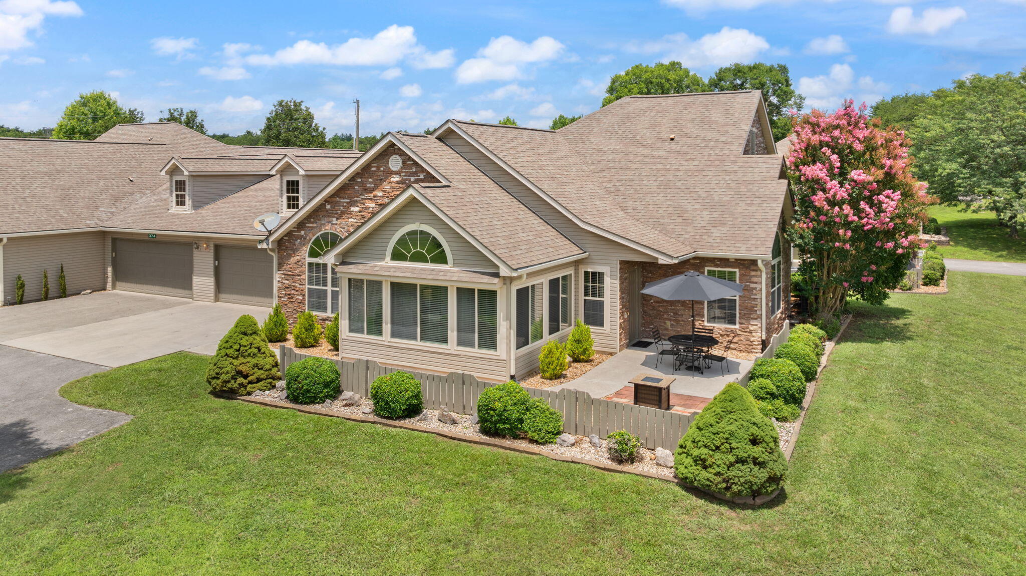 373 Chateau Place Property Photo 4