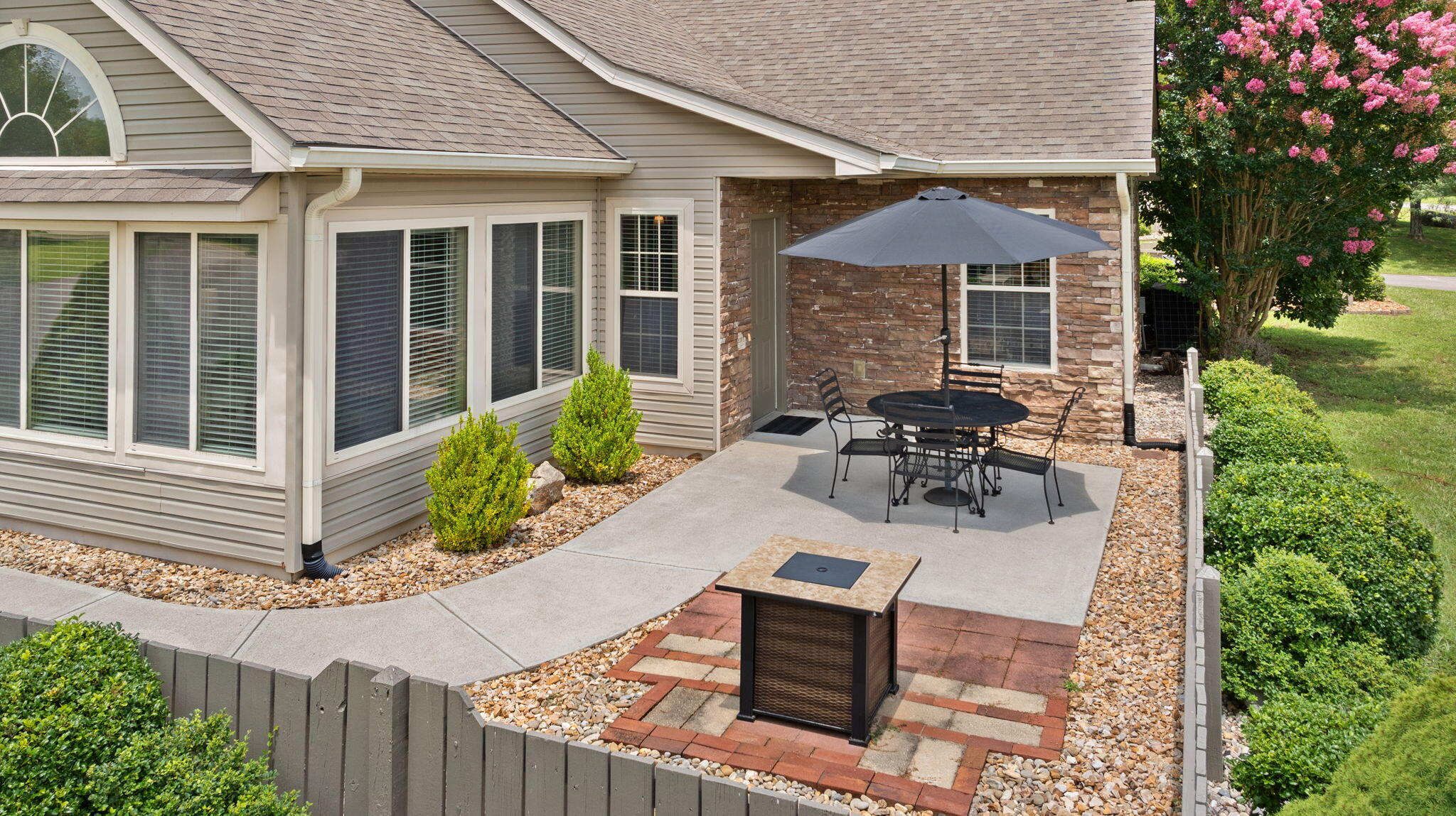 373 Chateau Place Property Photo 7