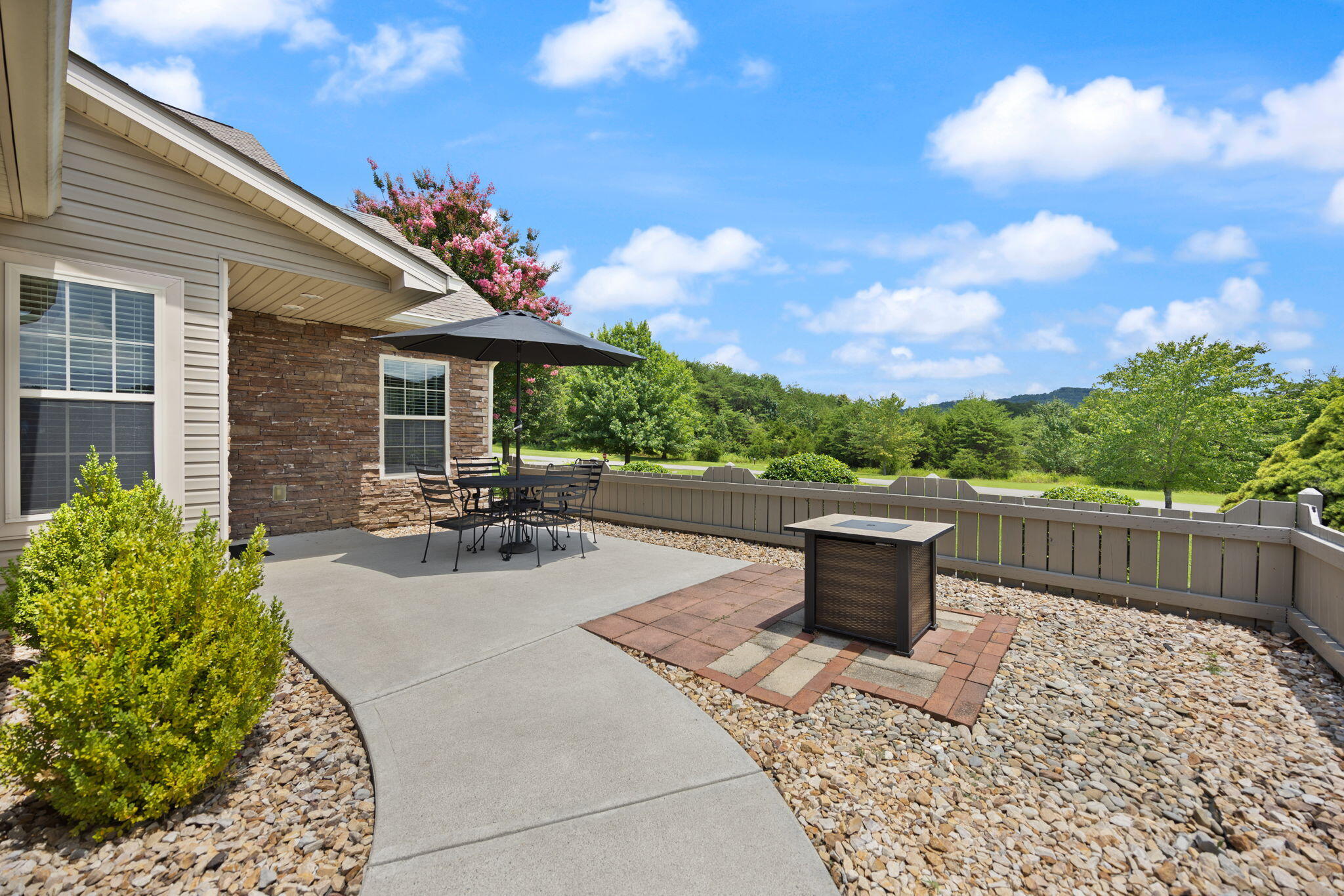 373 Chateau Place Property Photo 12