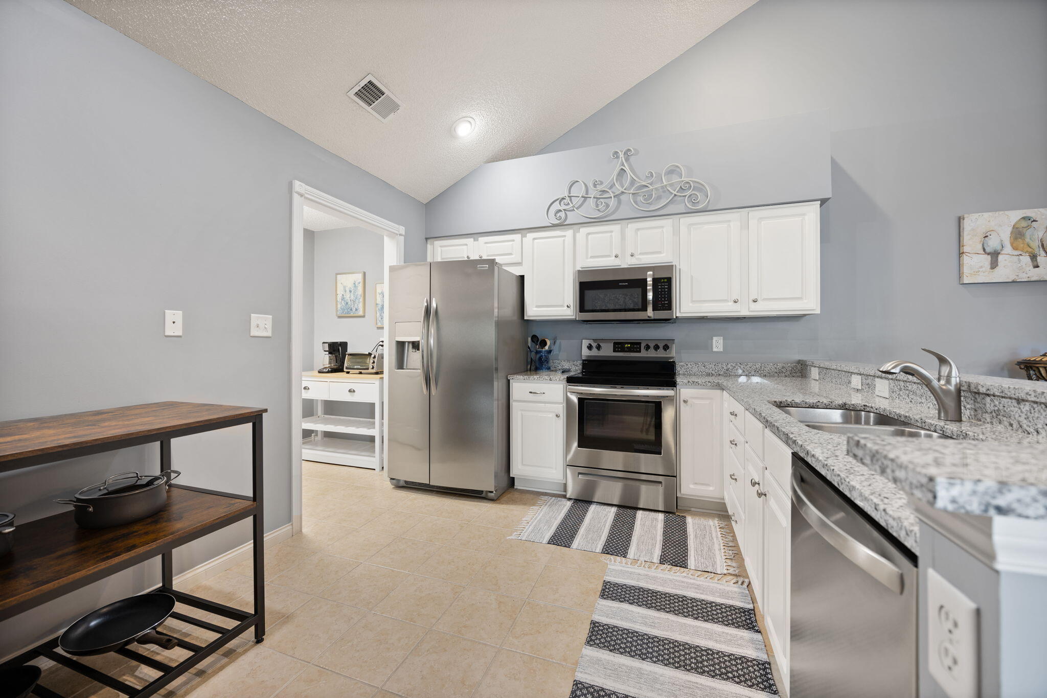 373 Chateau Place Property Photo 23
