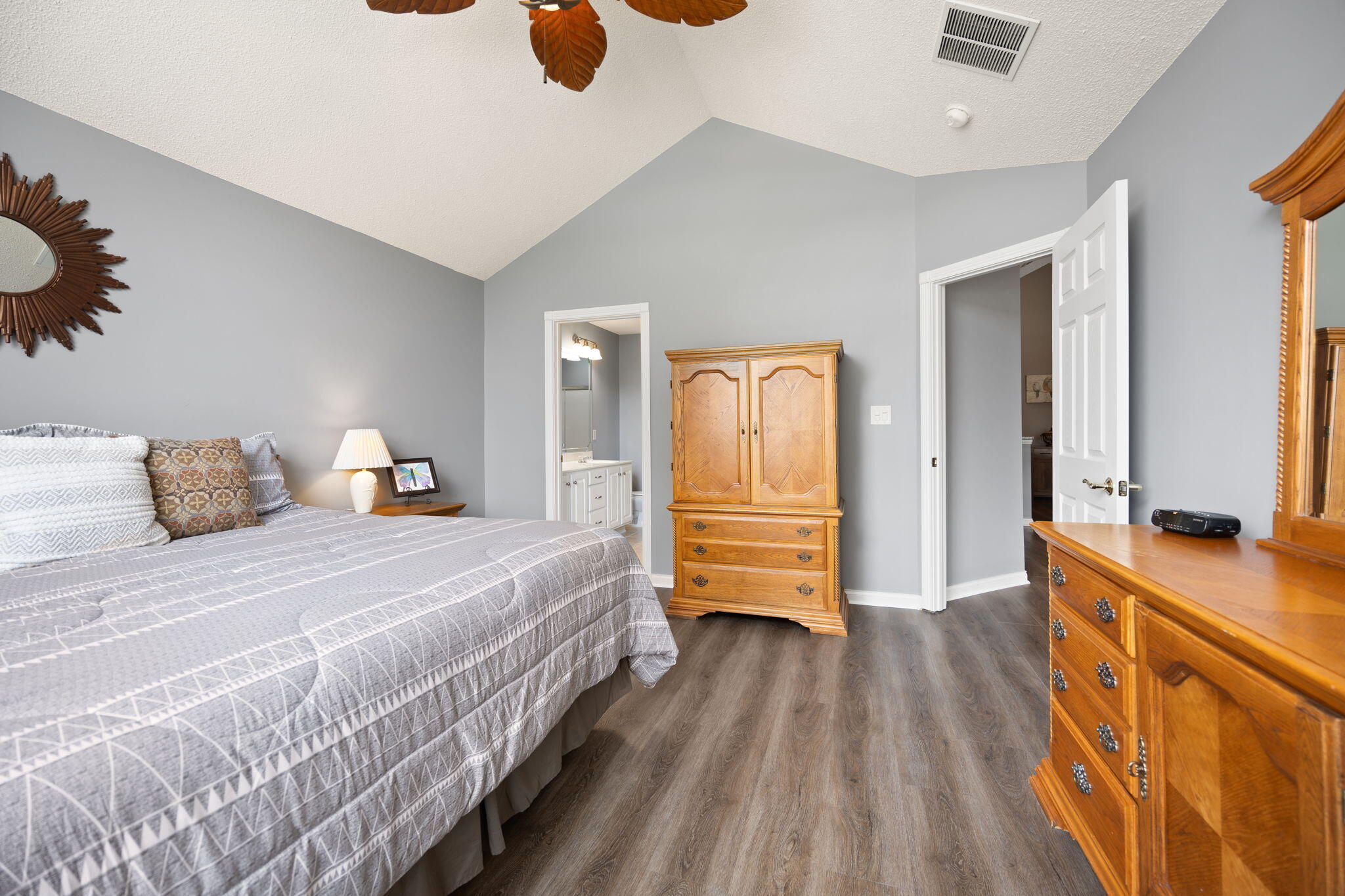 373 Chateau Place Property Photo 30
