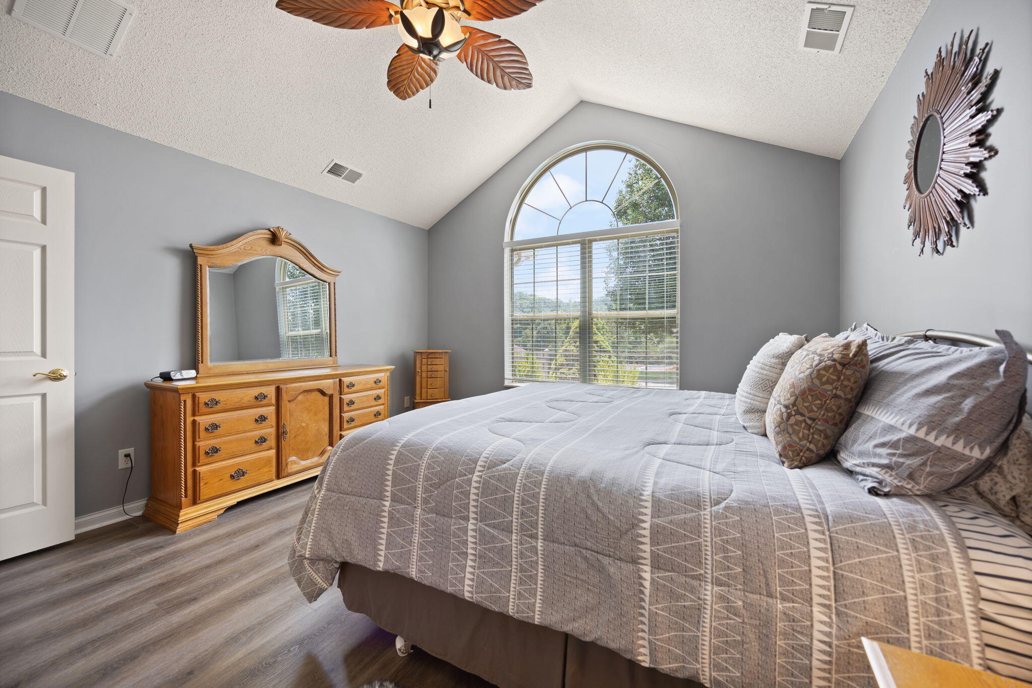 373 Chateau Place Property Photo 31