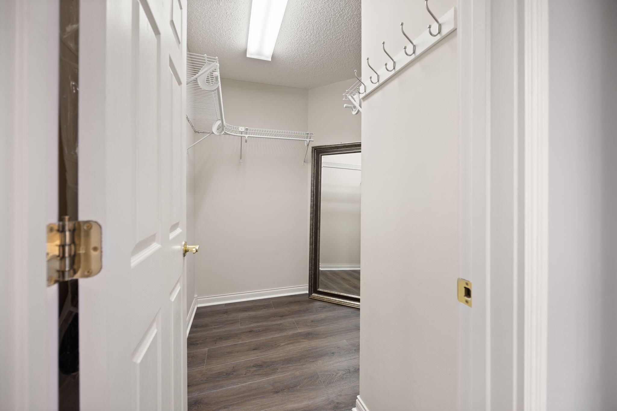 373 Chateau Place Property Photo 33