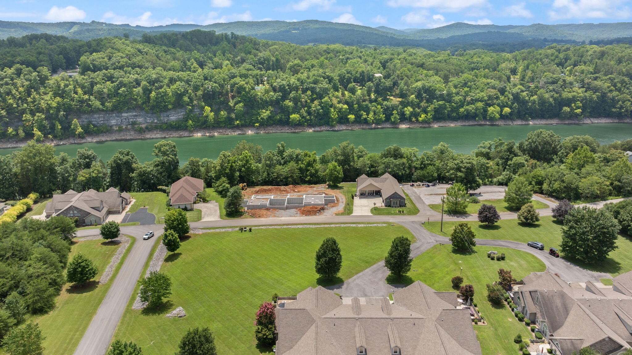 373 Chateau Place Property Photo 50