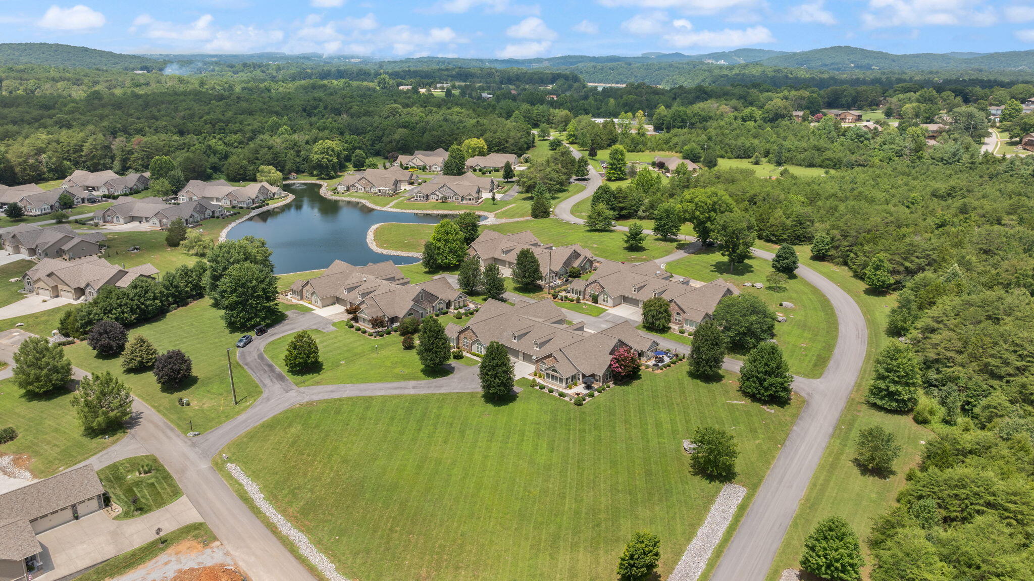 373 Chateau Place Property Photo 52