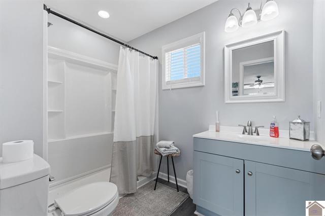 49 Lakeshore Drive Property Photo 15