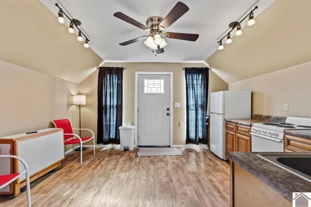49 Lakeshore Drive Property Photo 29