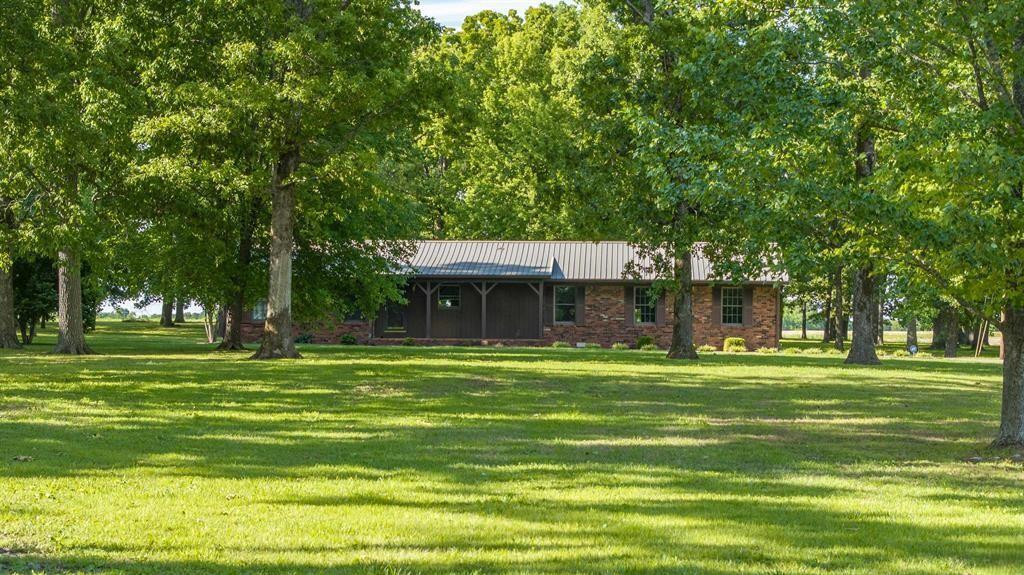 2156 Poor Farm Road Property Photo 2