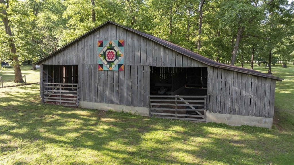 2156 Poor Farm Road Property Photo 4