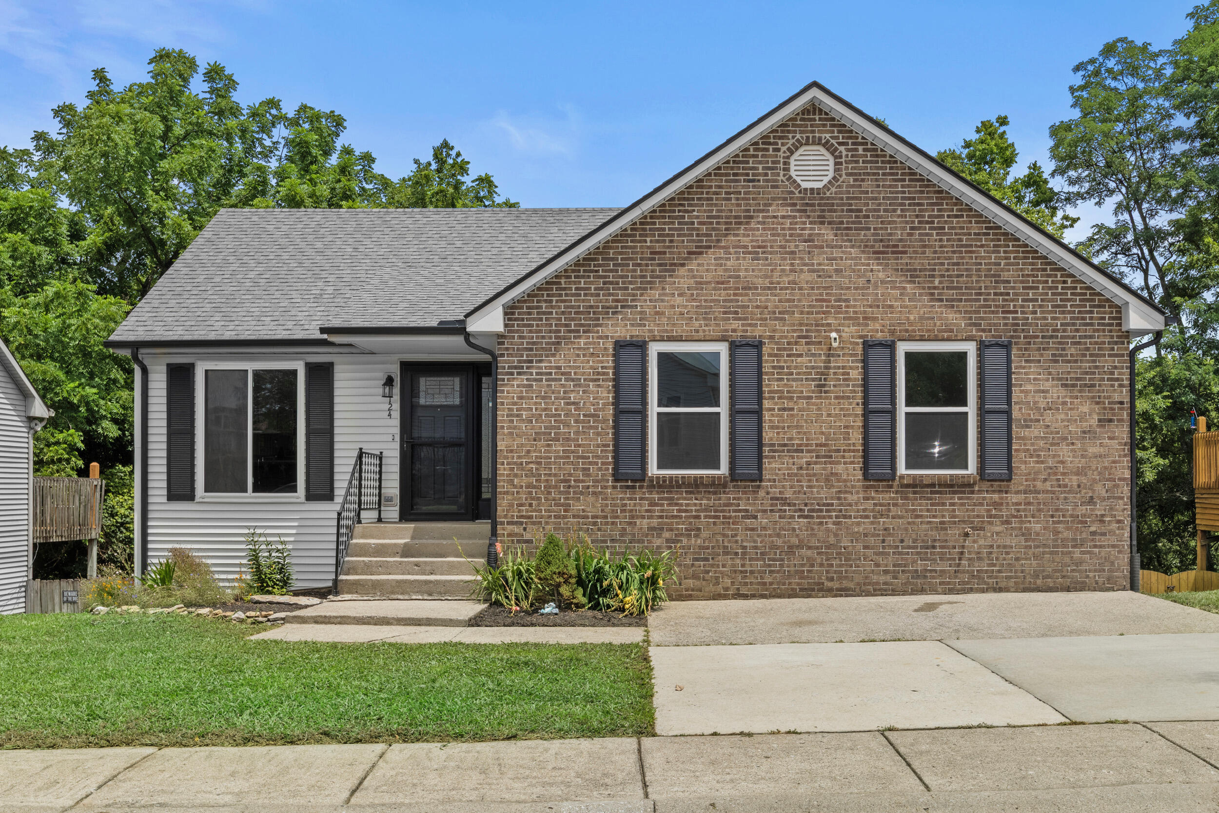 124 Barren River Boulevard Property Photo 1