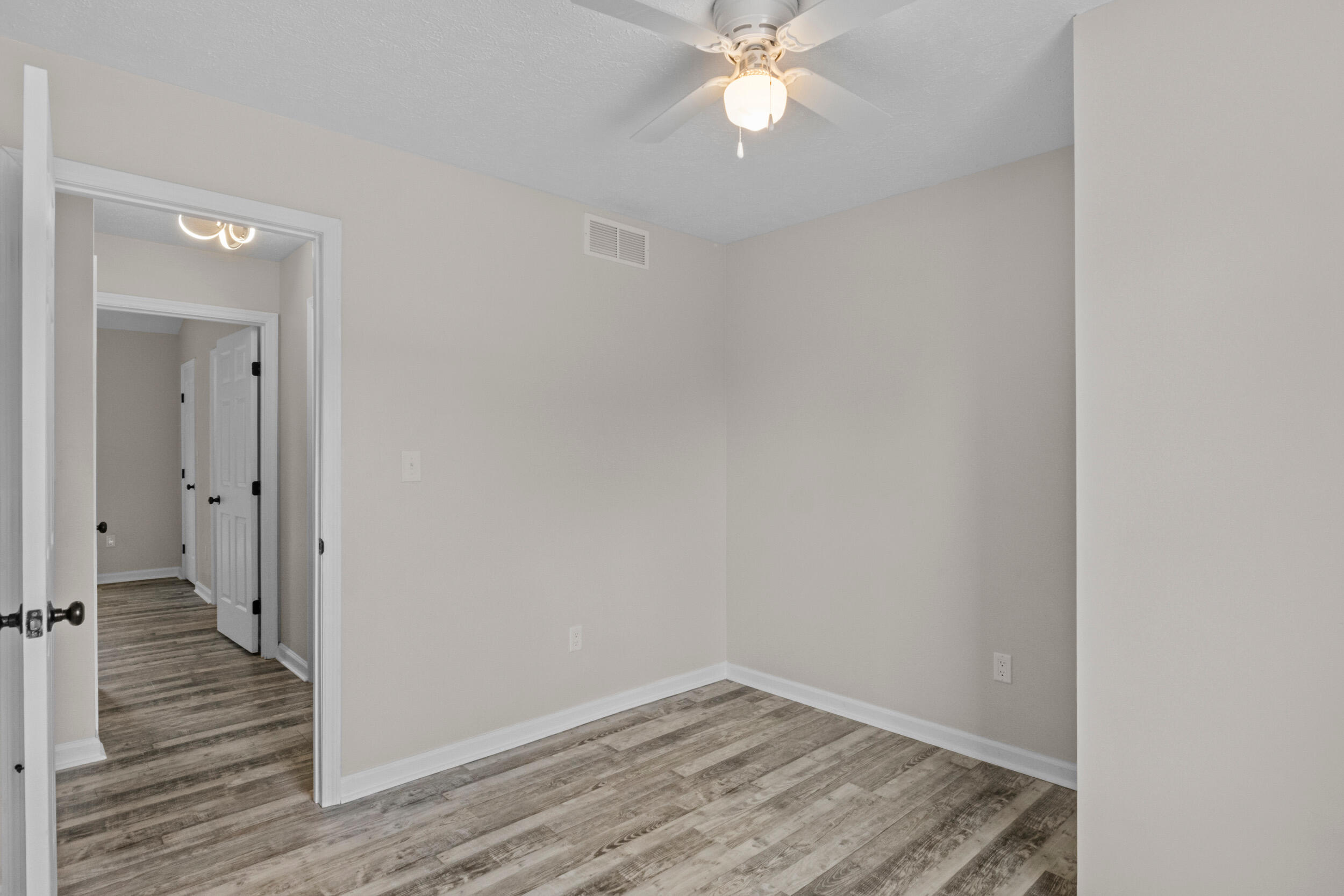 124 Barren River Boulevard Property Photo 13
