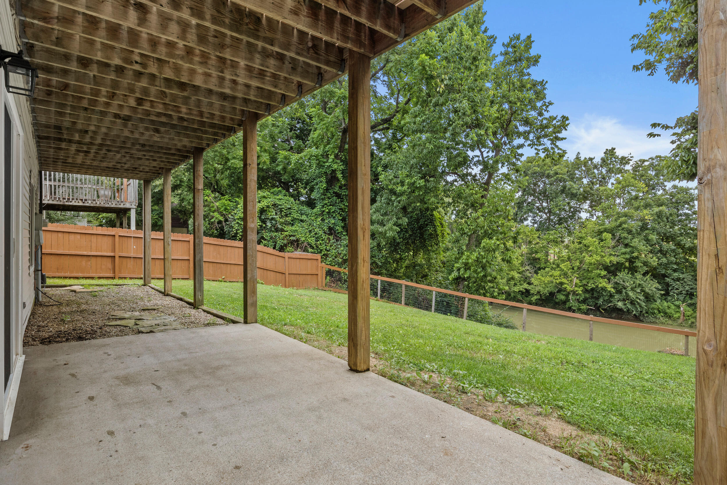 124 Barren River Boulevard Property Photo 34