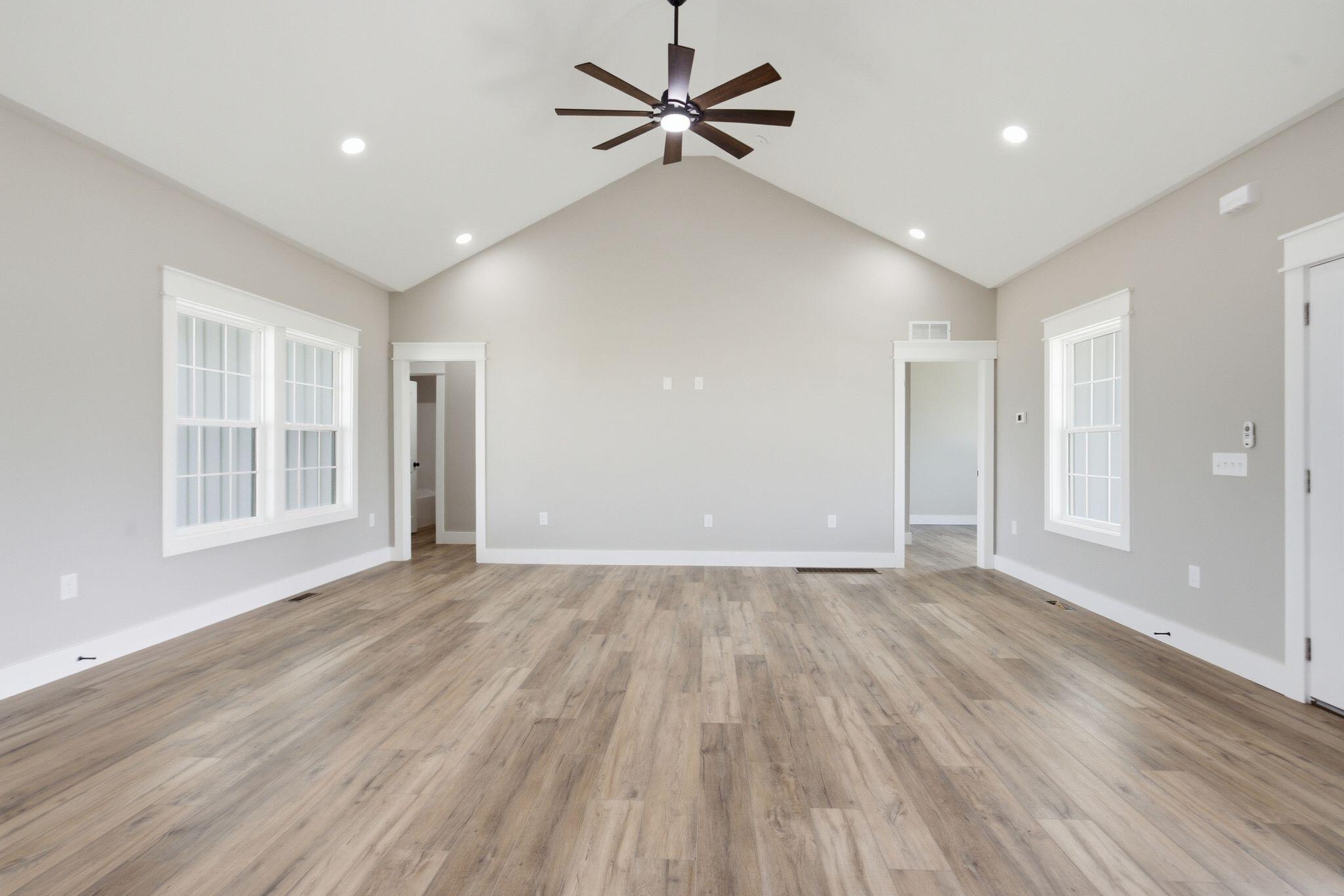 617 Ridge Crest Drive Property Photo 13