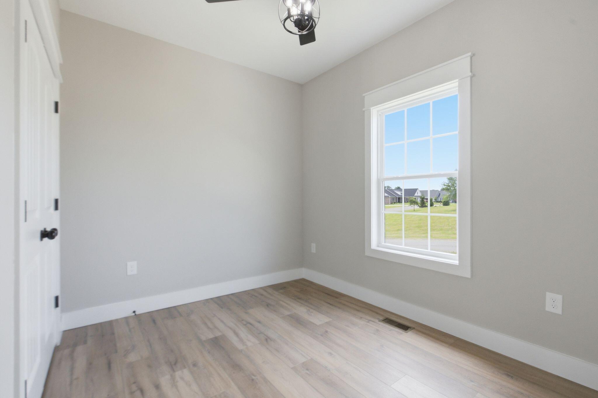 617 Ridge Crest Drive Property Photo 14