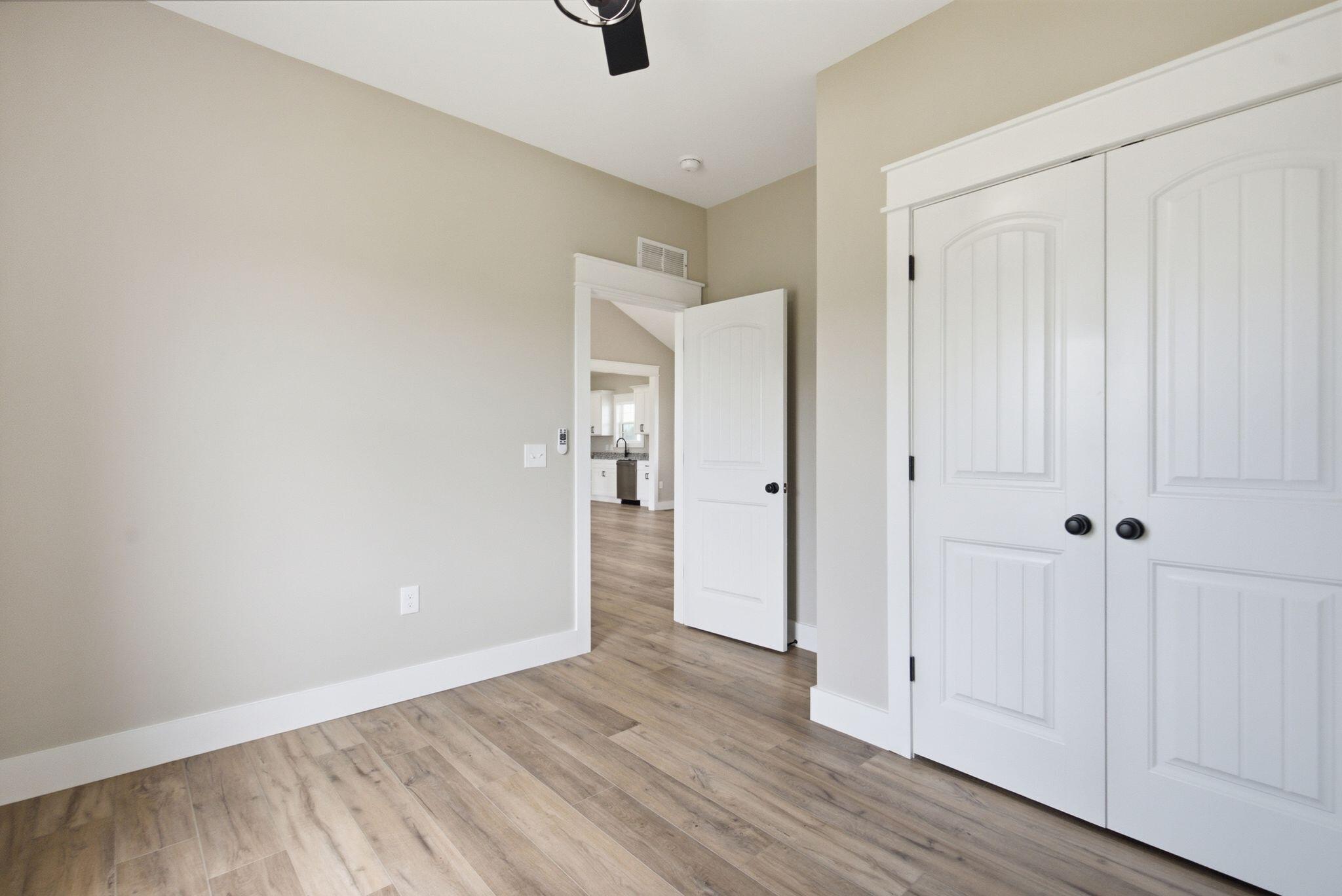 617 Ridge Crest Drive Property Photo 15