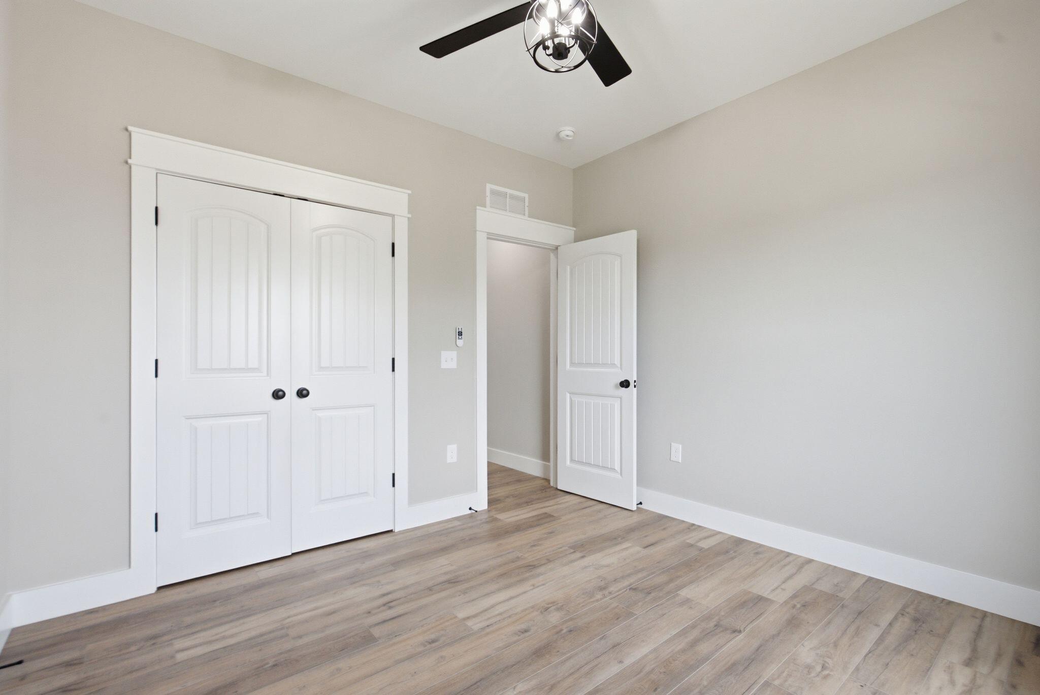 617 Ridge Crest Drive Property Photo 21