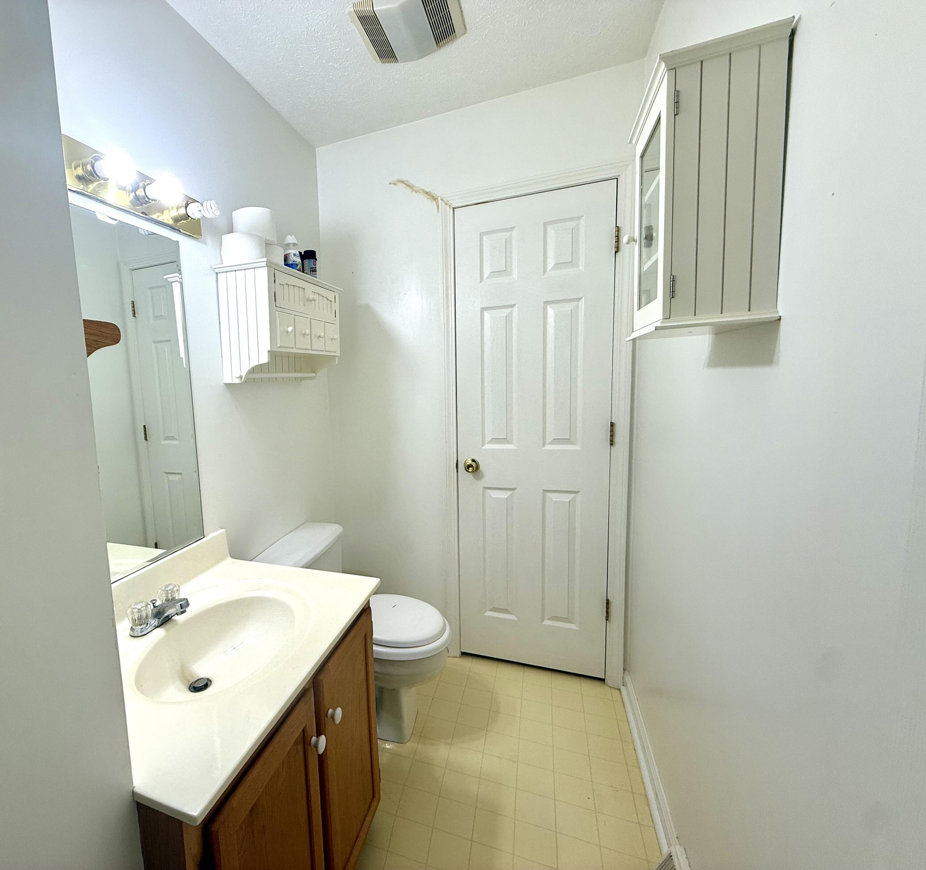 430 Fair Ground Road Property Photo 10