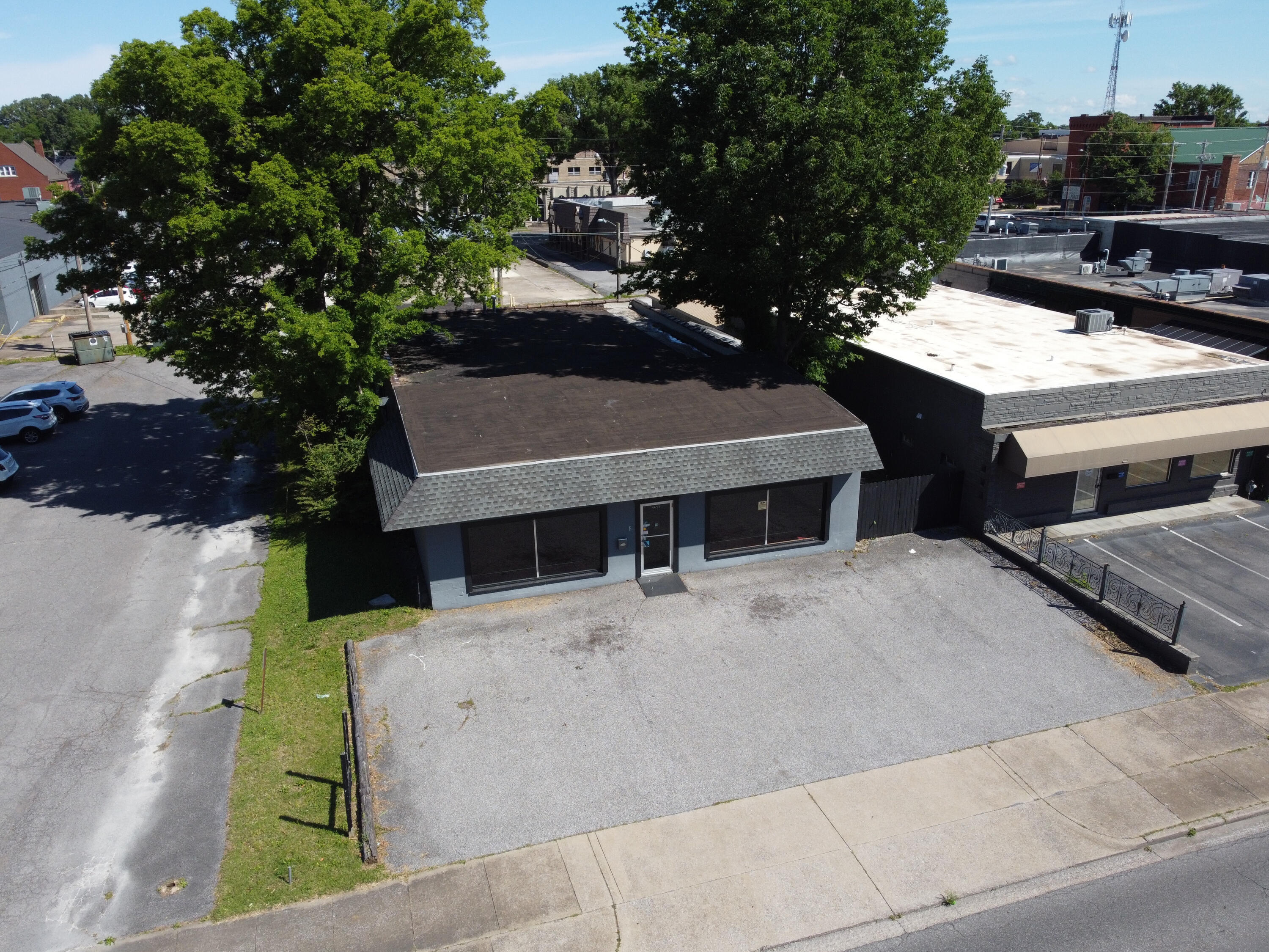 721 Kentucky Avenue Property Photo 4
