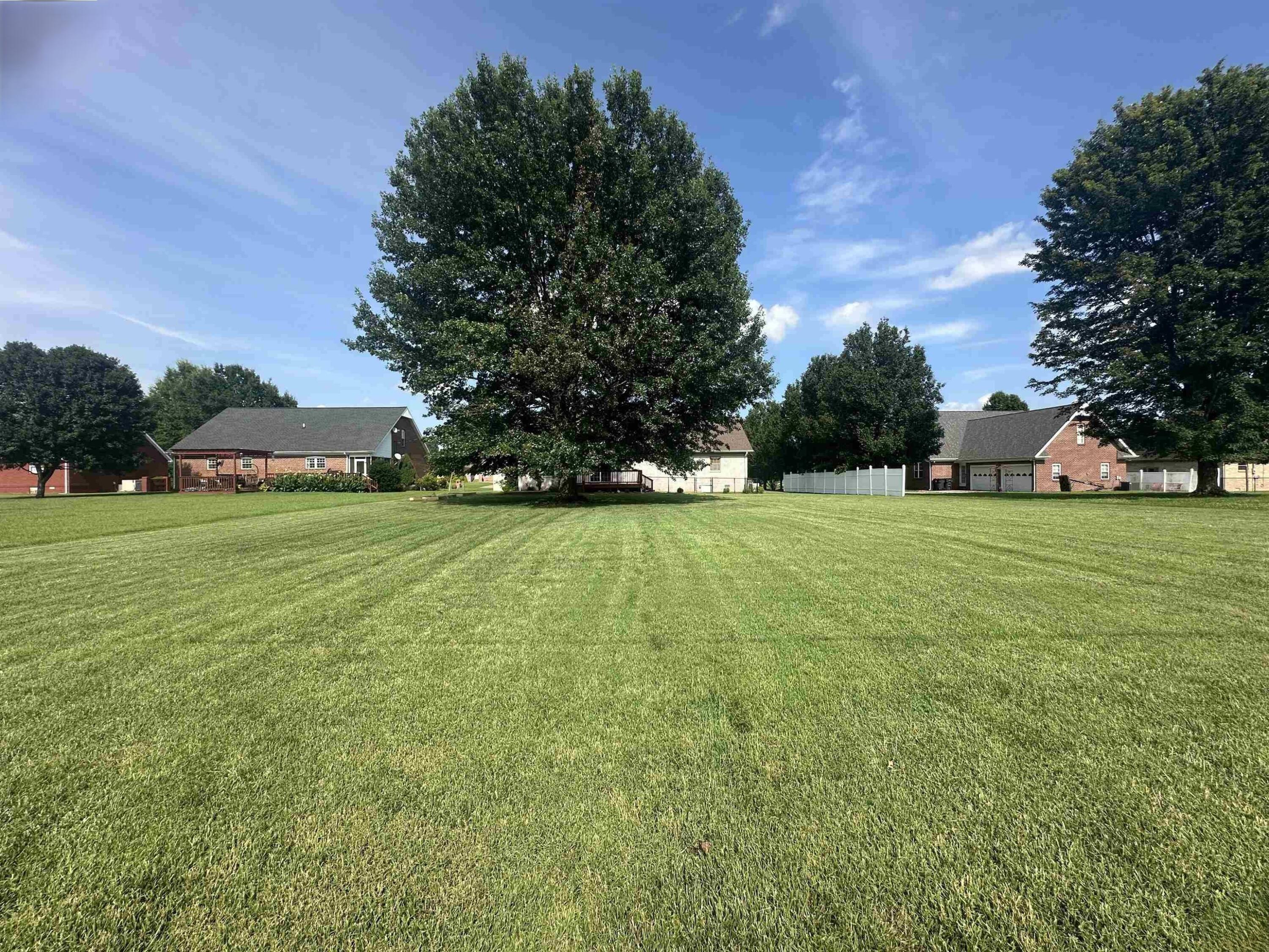 169 North Drive Property Photo 2