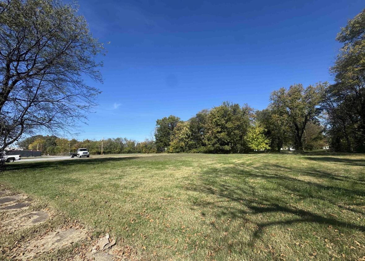 1118 N 8th Street Property Photo 2