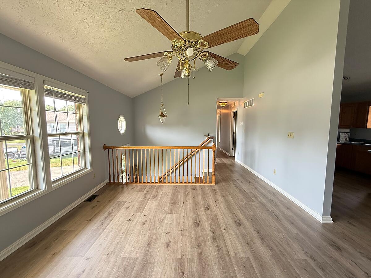 504 Scenic View Circle Property Photo 10