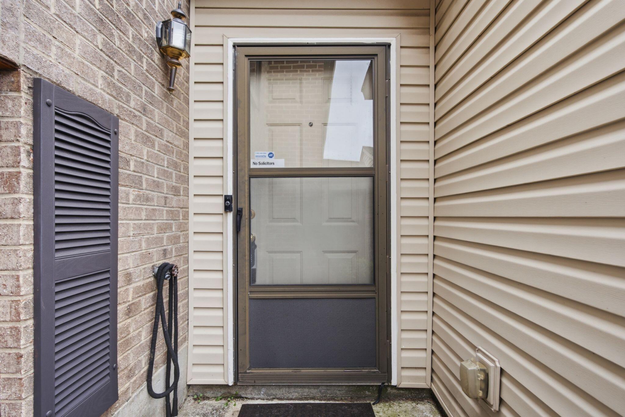 2507 Knightsbridge Lane Property Photo 4