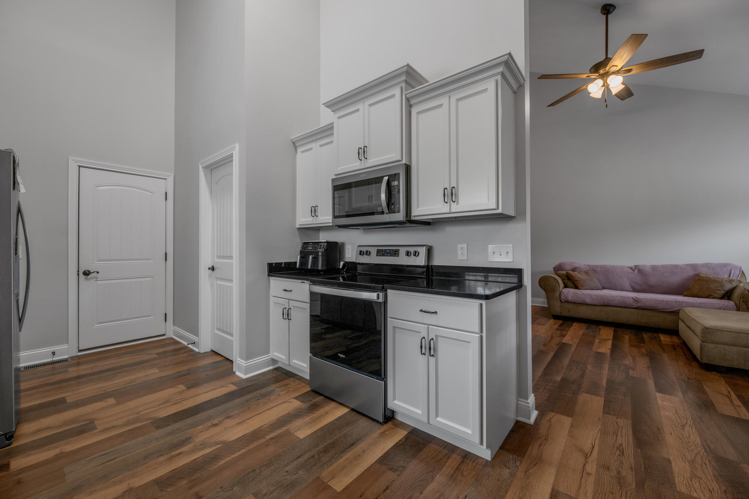 875 Ridgeview Drive Property Photo 14