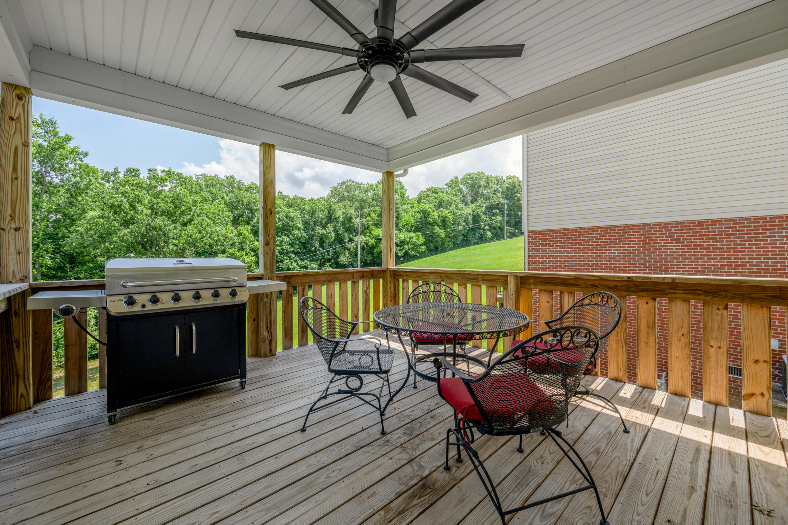 875 Ridgeview Drive Property Photo 19