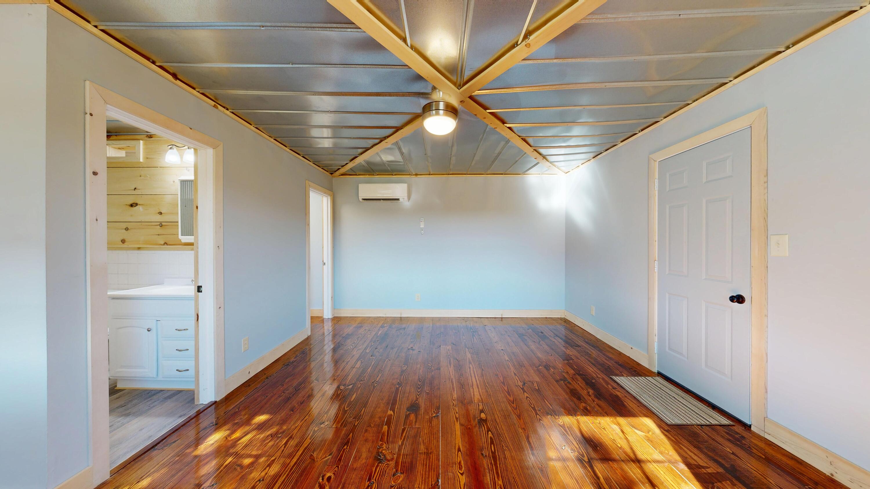 305 Simpkins Lane Property Photo 11