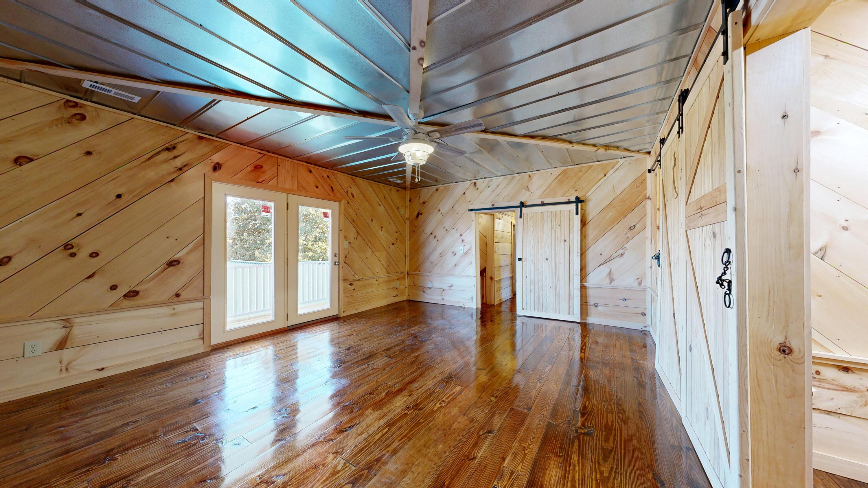 305 Simpkins Lane Property Photo 17