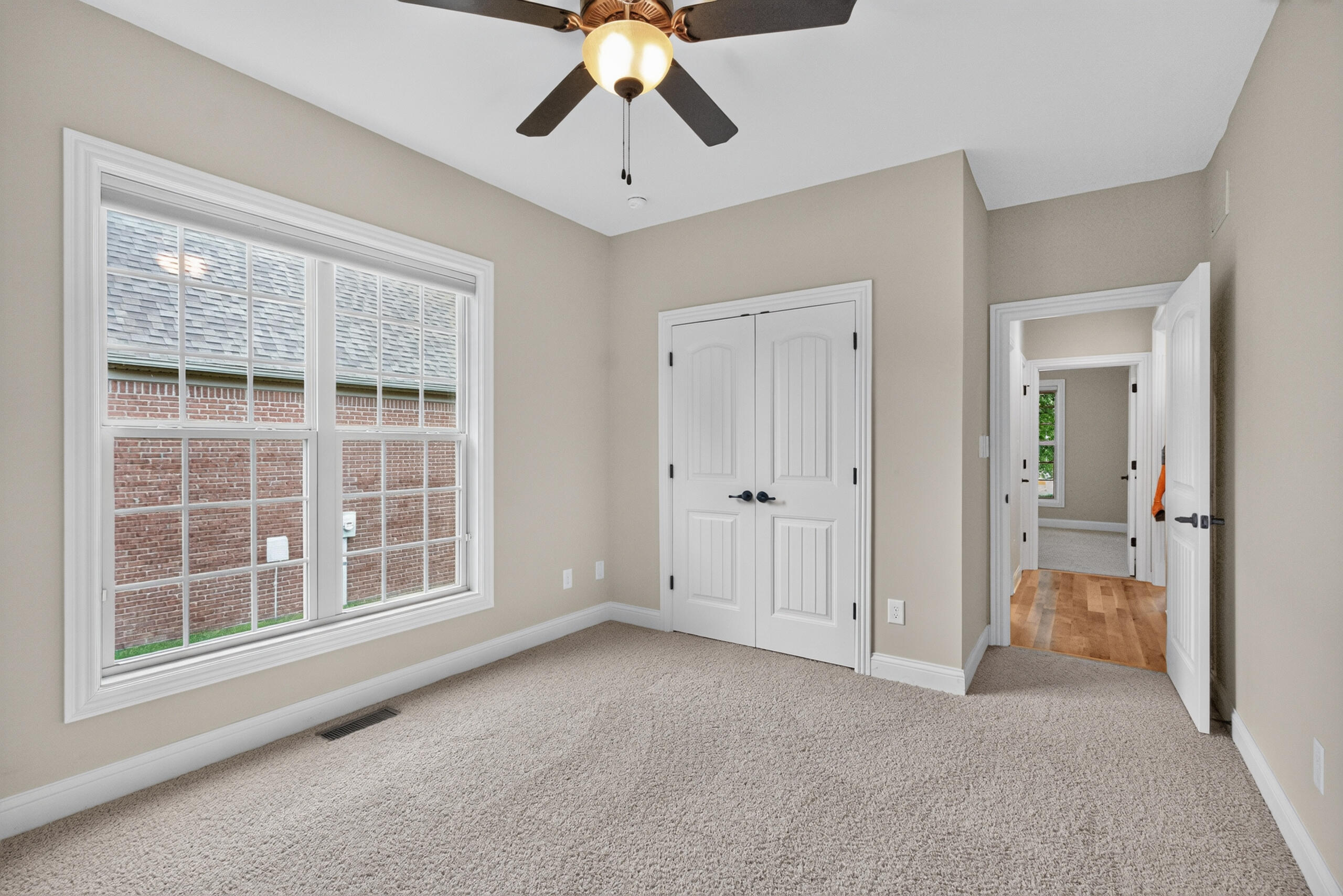205 Red Oak Way Property Photo 21