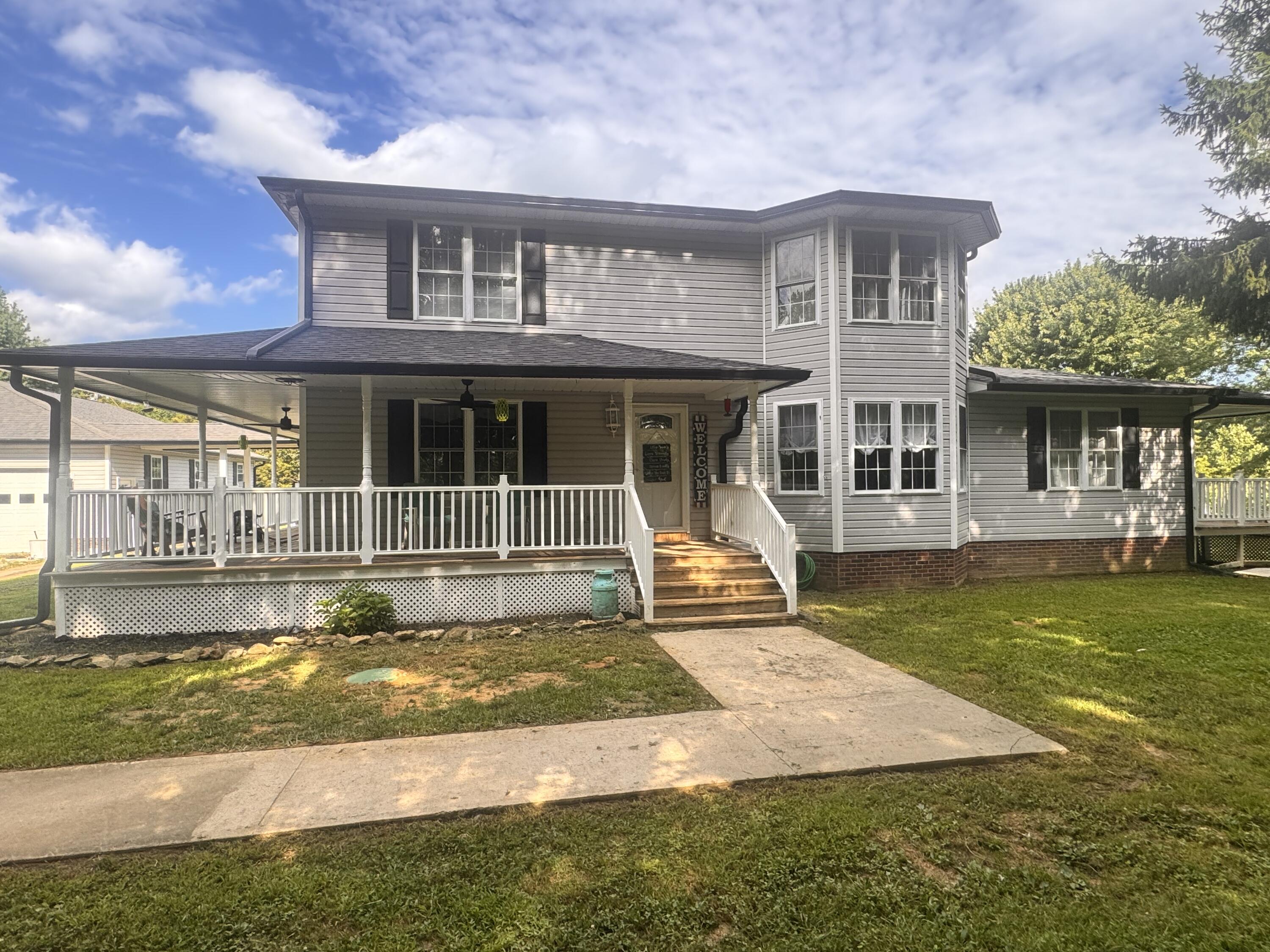163 Holly Hock Drive Property Photo 3