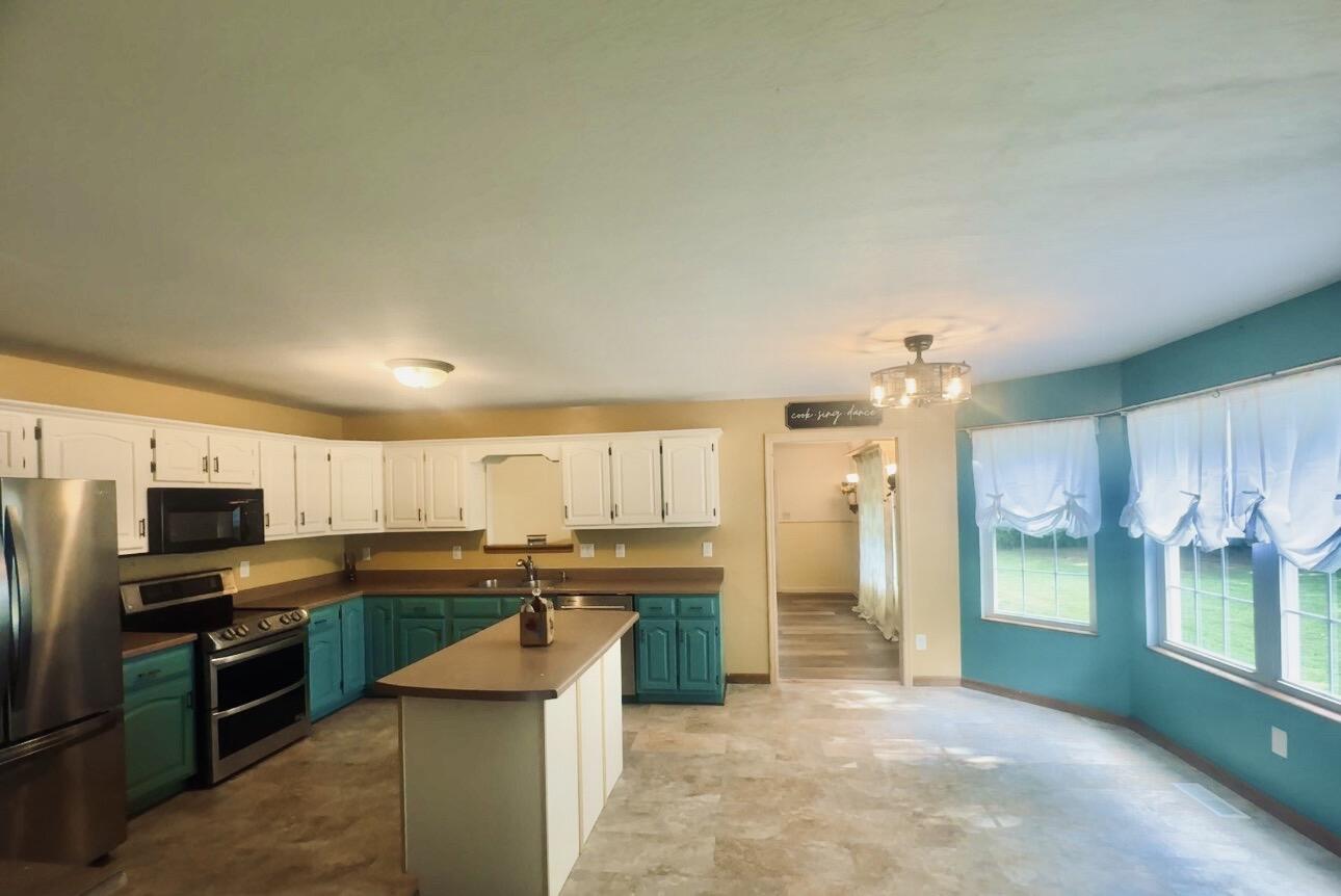 163 Holly Hock Drive Property Photo 32