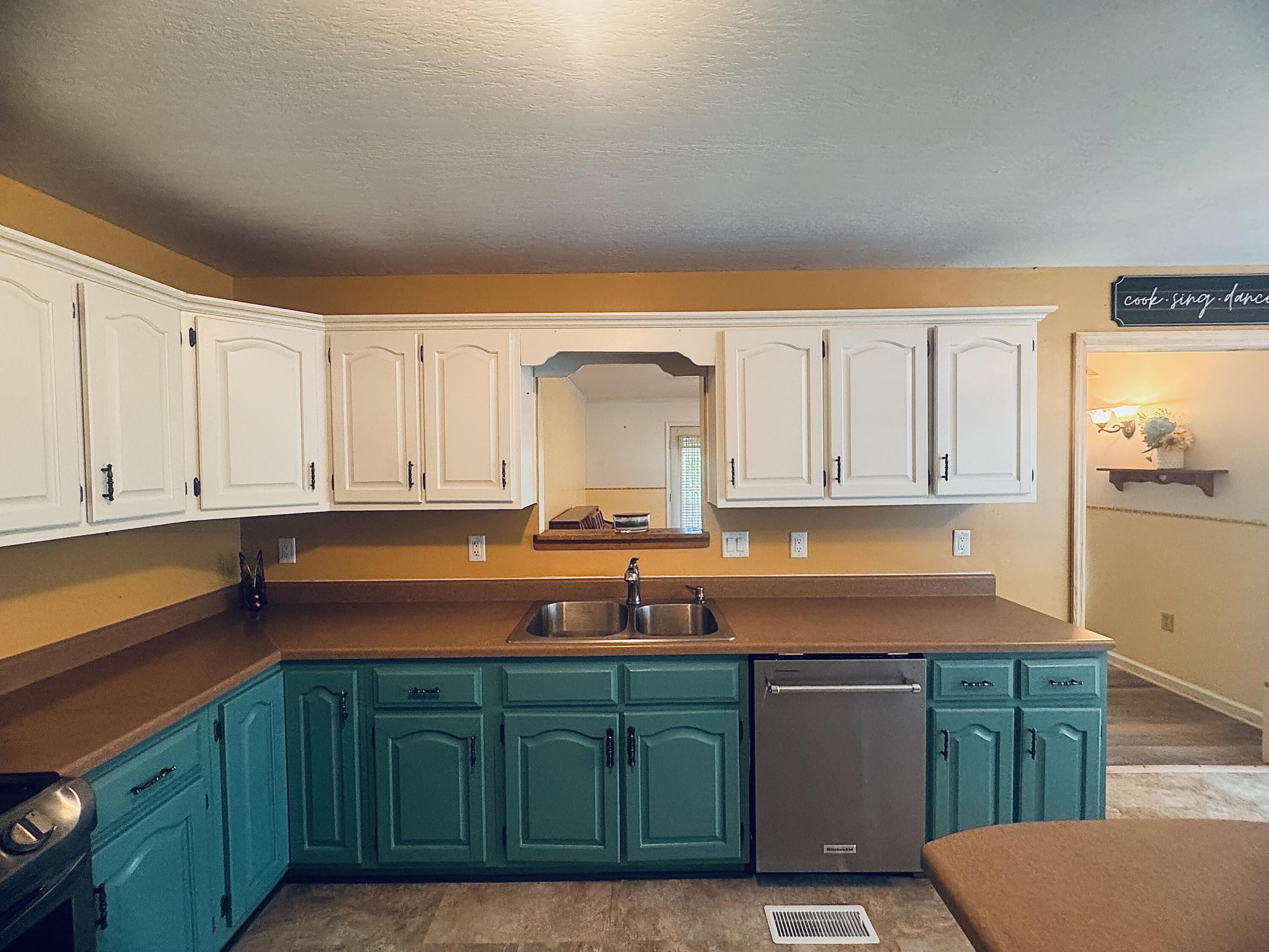 163 Holly Hock Drive Property Photo 35
