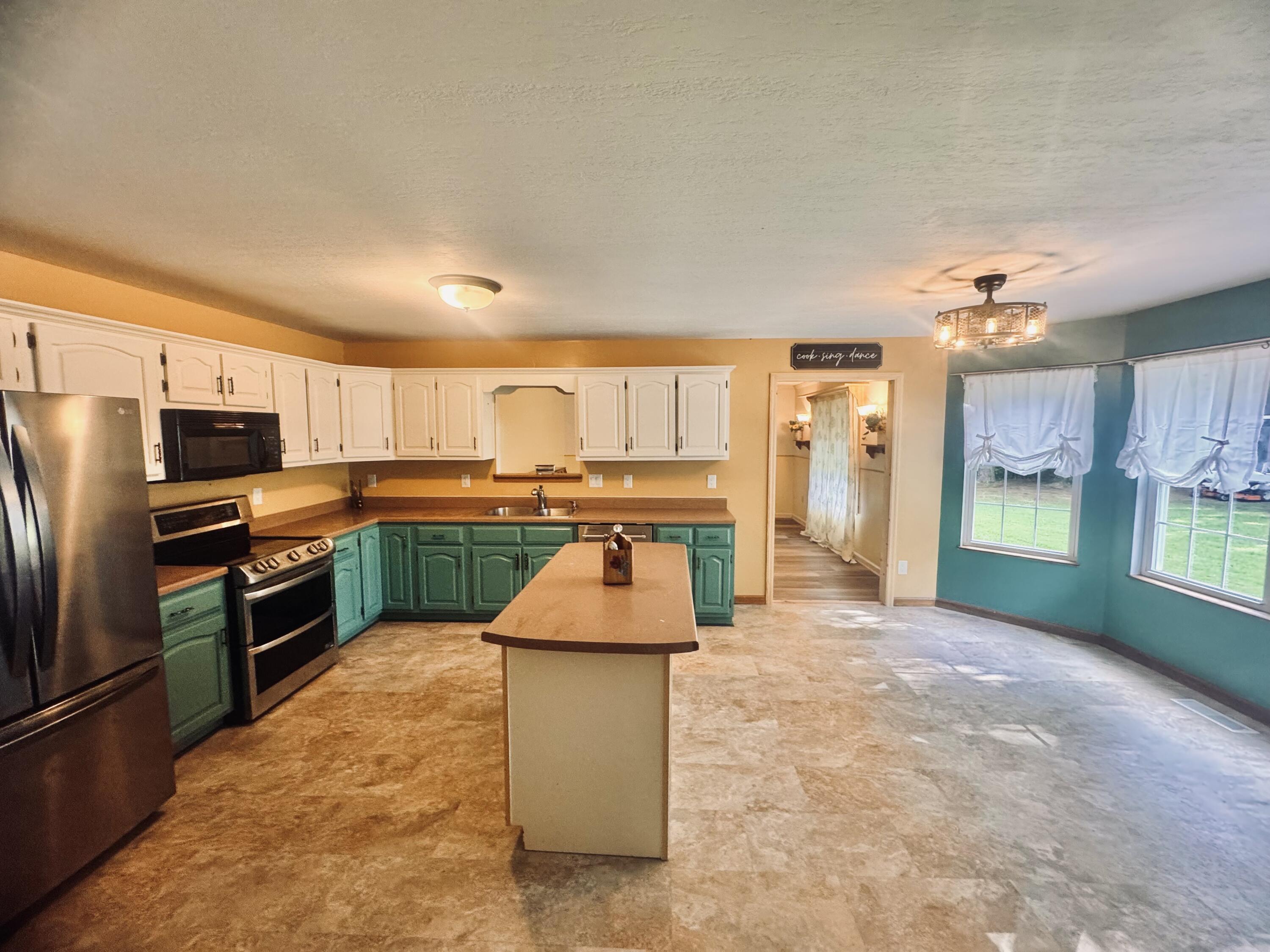 163 Holly Hock Drive Property Photo 42