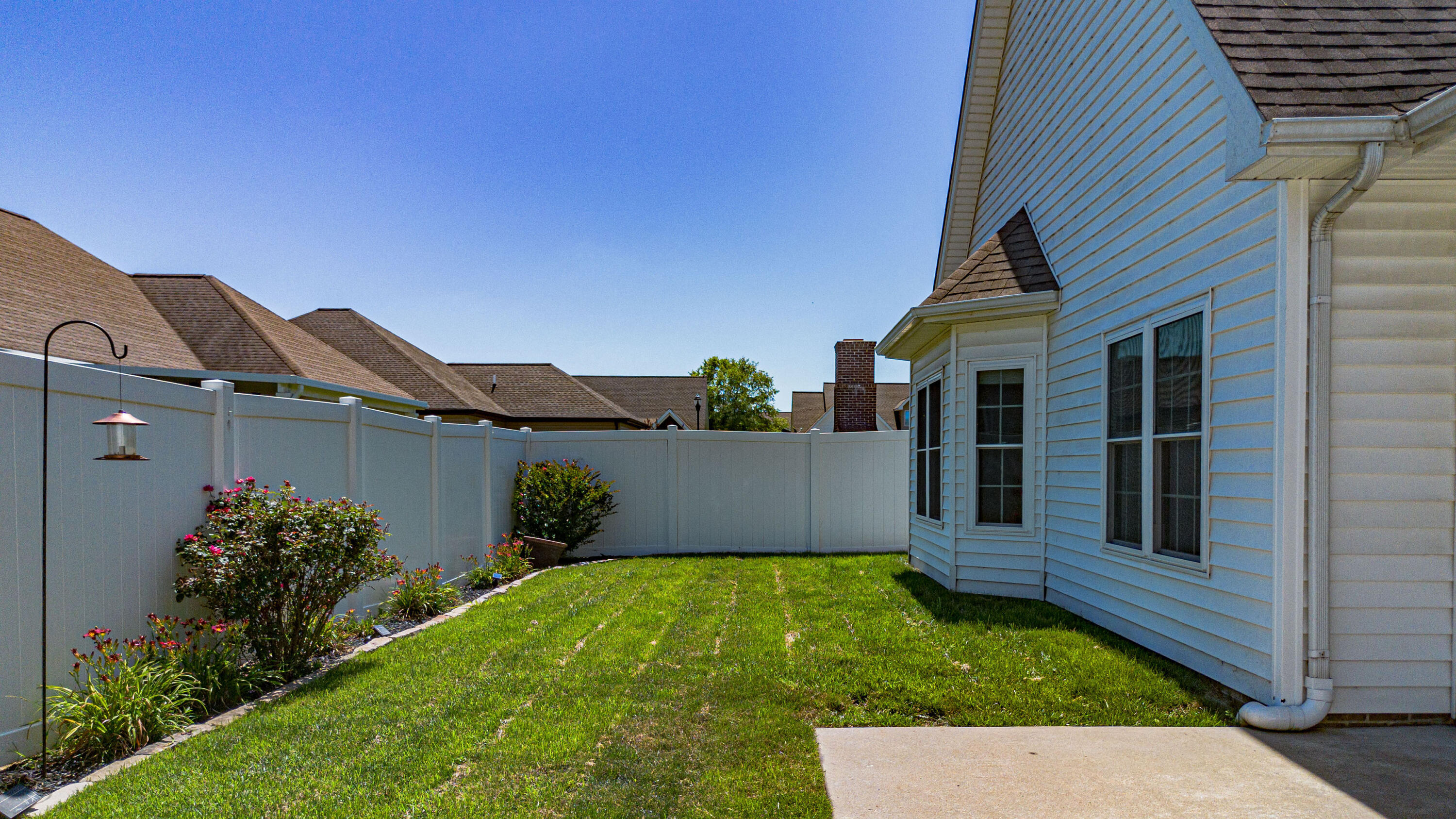 3241 Sandpiper Circle Property Photo 7