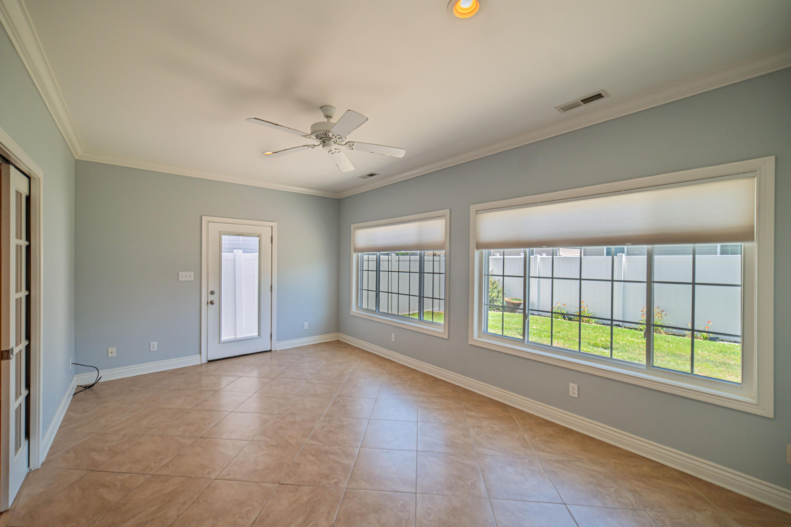 3241 Sandpiper Circle Property Photo 23