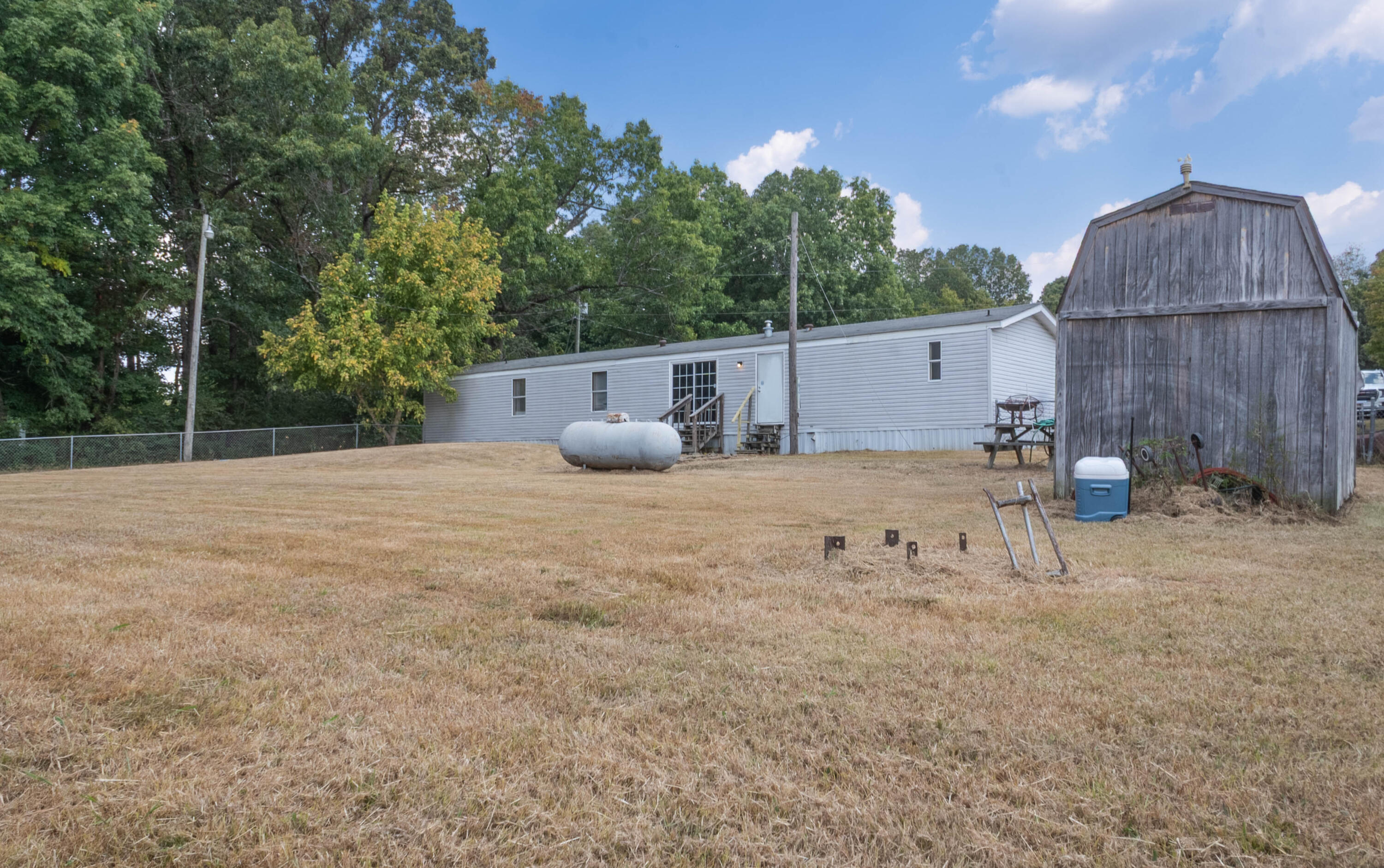 813 Travis Road Property Photo 18