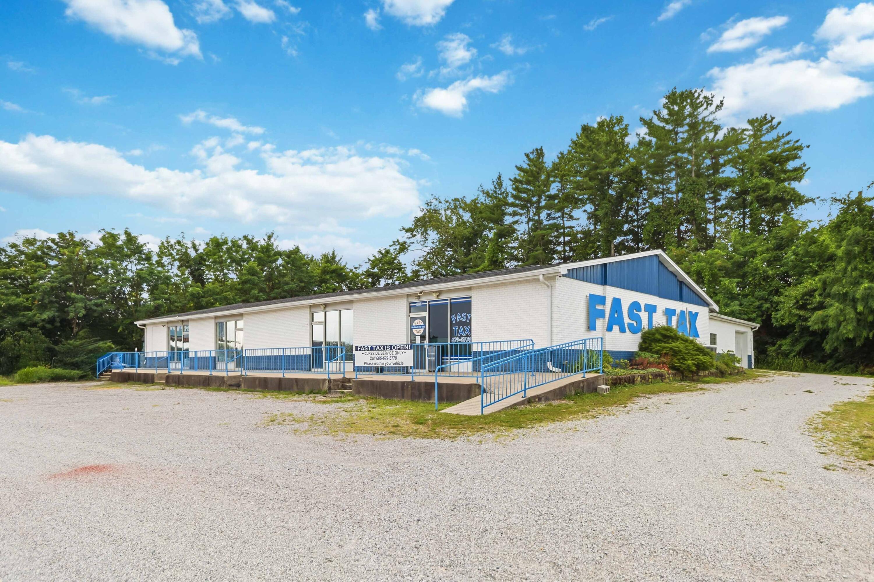 4821 S Highway 27 Property Photo 1