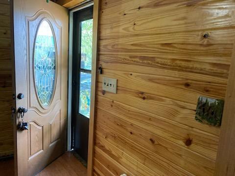 102 Davis Street Property Photo 10